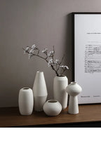 Modern Minimalist Creative White Brushed Ceramic Vase