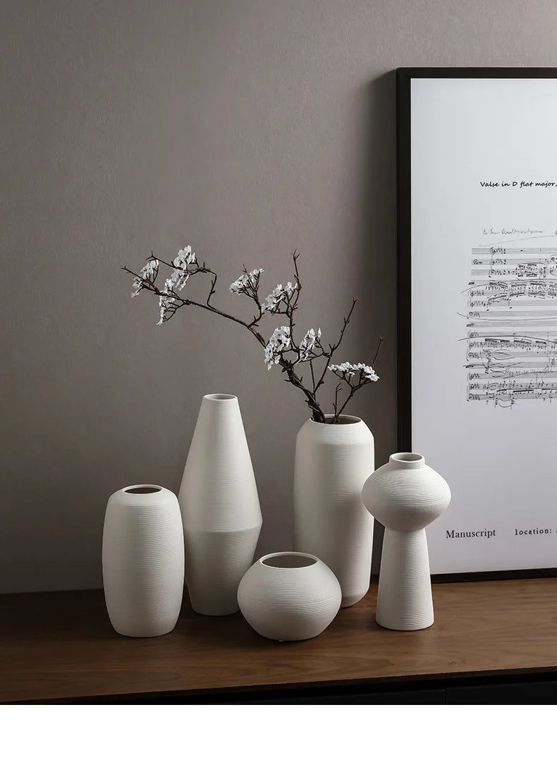 Modern Minimalist Creative White Brushed Ceramic Vase