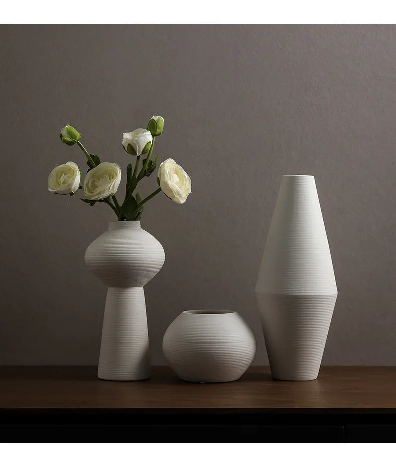 Modern Minimalist Creative White Brushed Ceramic Vase