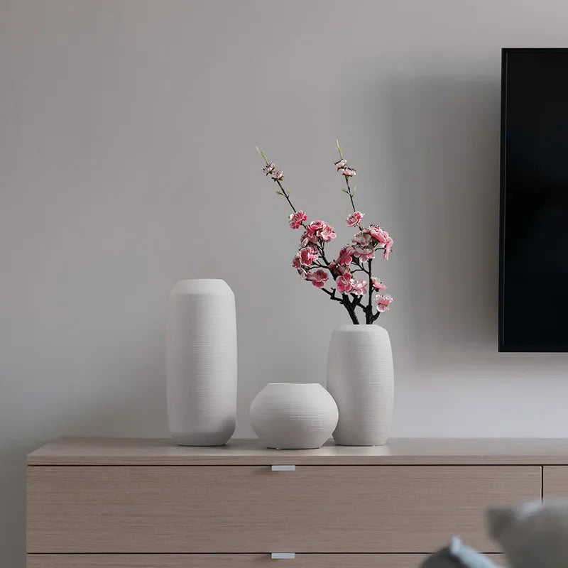Modern Minimalist Creative White Brushed Ceramic Vase