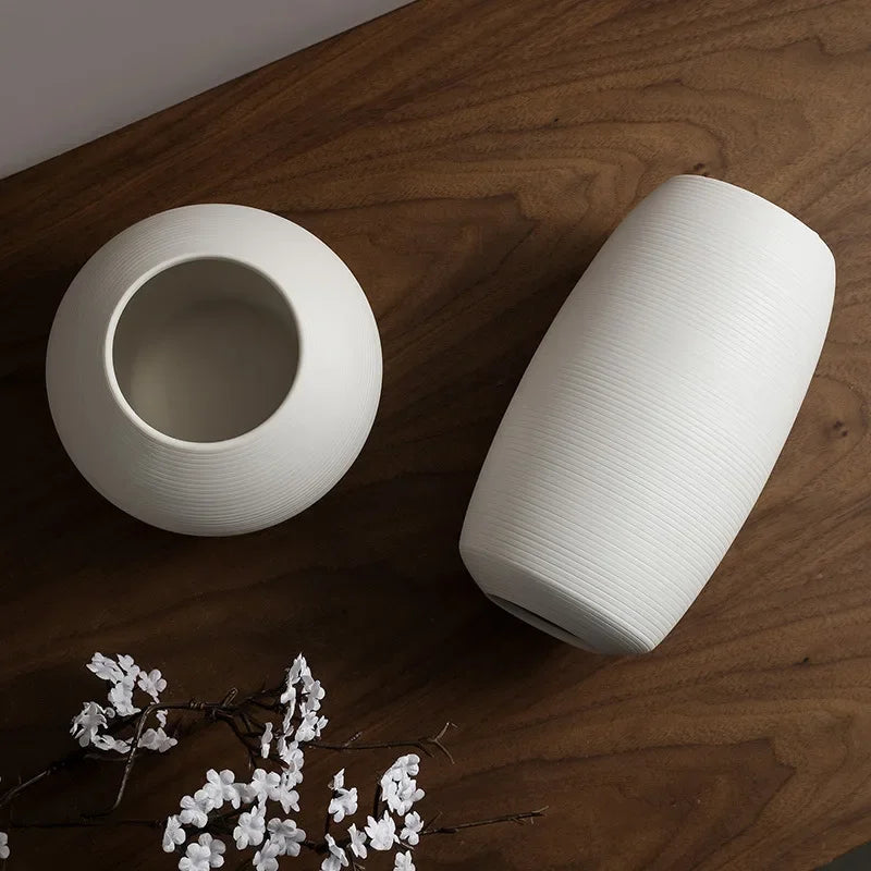 Modern Minimalist Creative White Brushed Ceramic Vase