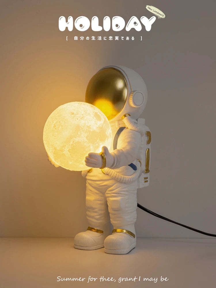 New Design Astronaut LED Wall Lamp