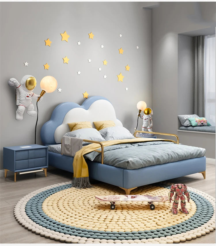 New Design Astronaut LED Wall Lamp