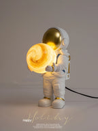 New Design Astronaut LED Wall Lamp